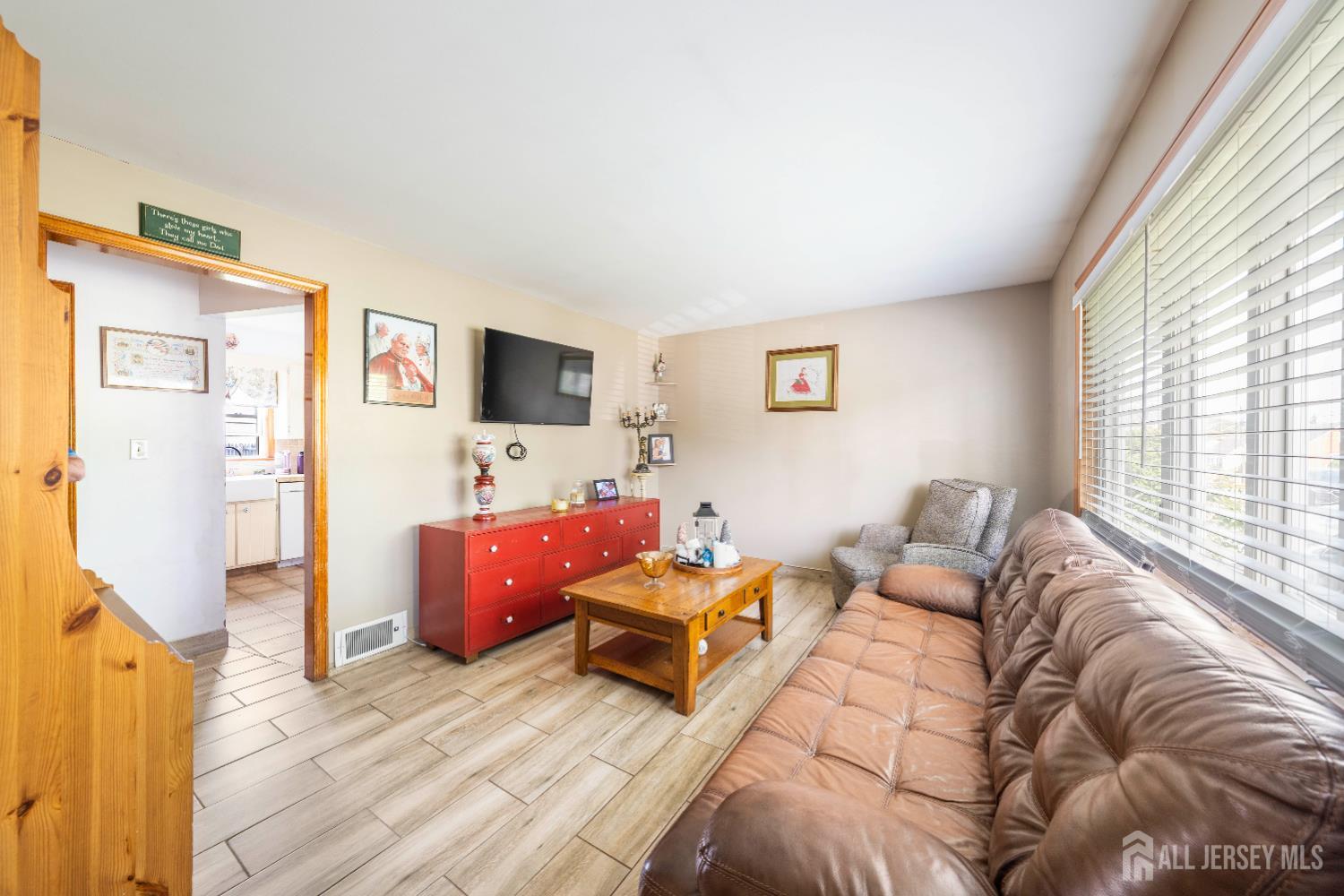 86 Lawrence Street, Fords NJ 08863 - View 5