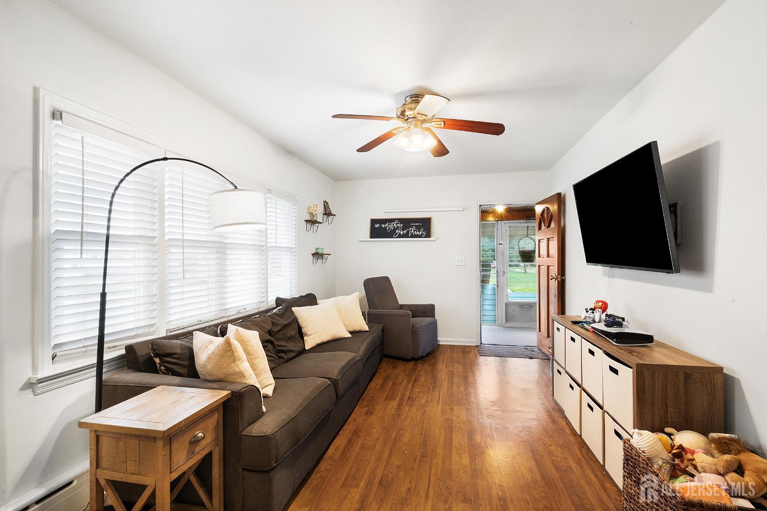 2903 Grasselli Avenue, Linden NJ 07036 - View 3