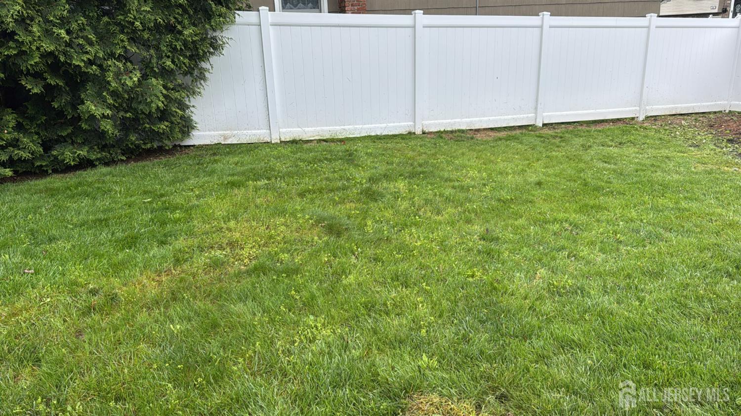 20 Wick Drive, Fords NJ 08863 - View 5