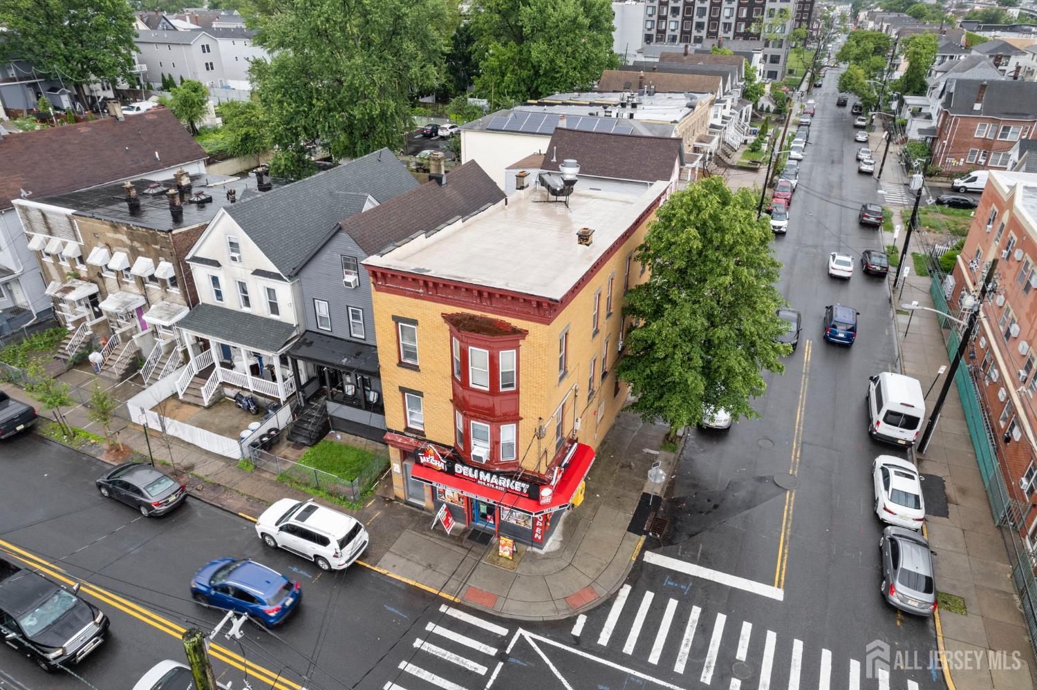 930 E Grand Street E, Elizabeth NJ 07201 - View 2