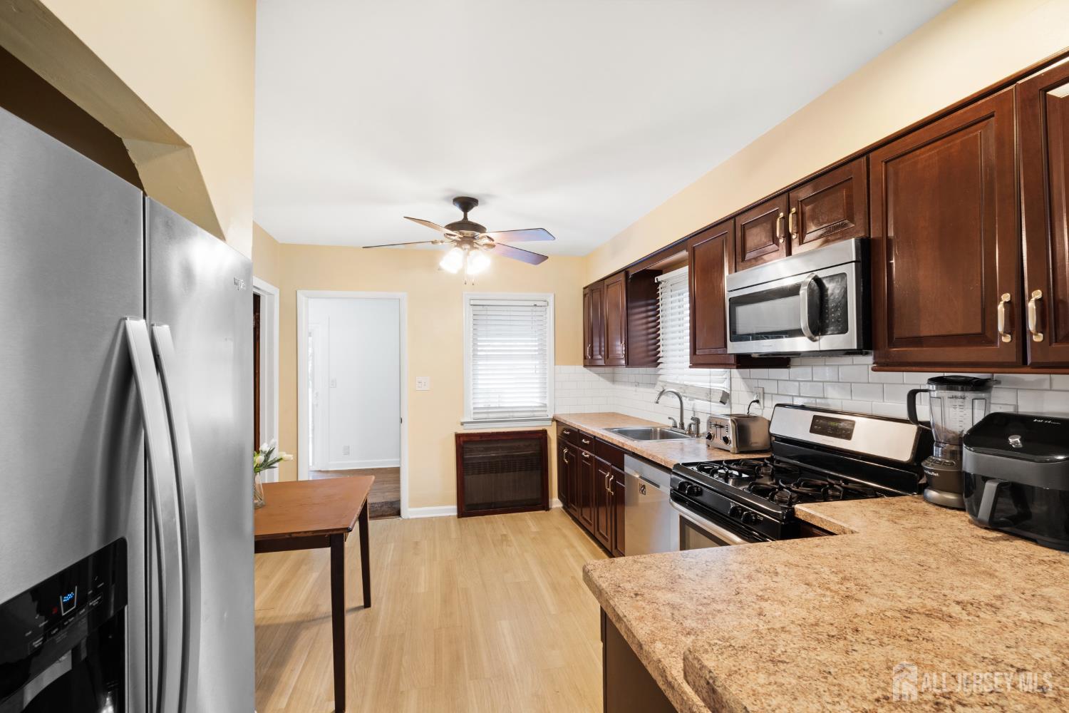 2903 Grasselli Avenue, Linden NJ 07036 - View 5