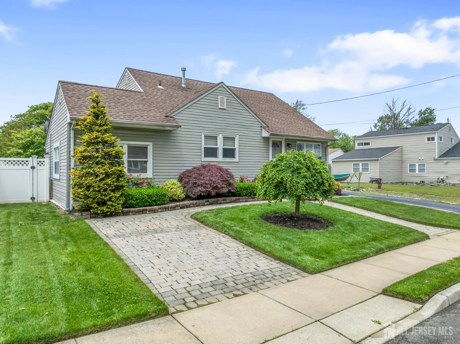 21 Haug Street, Union Beach NJ 07735 - View 2