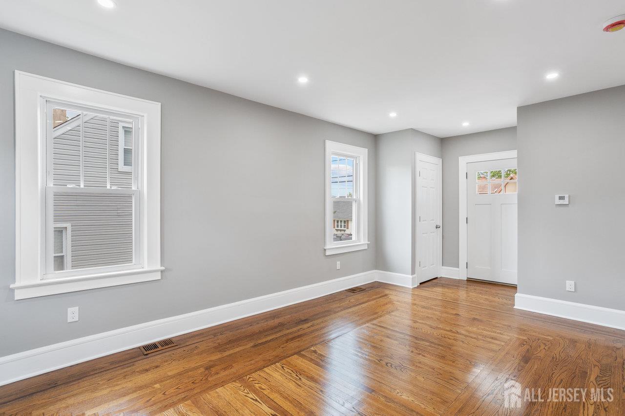 118 Hillside Avenue, Woodbridge Proper NJ 07095 - View 5