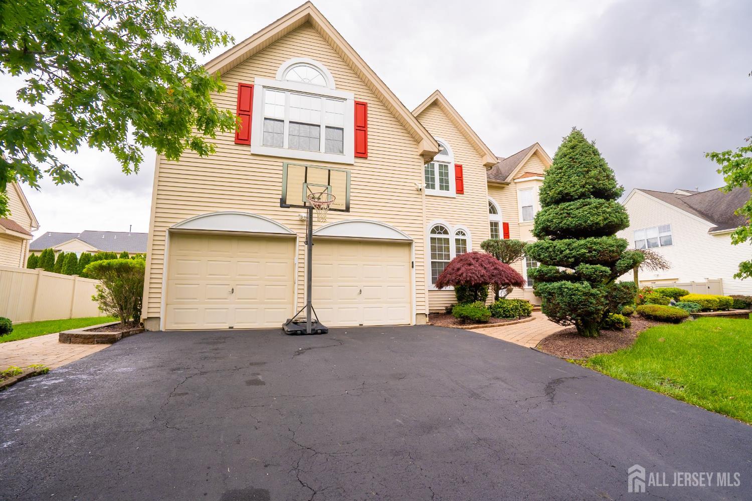 4 Bernadette Circle, South Brunswick NJ 08852 - View 3