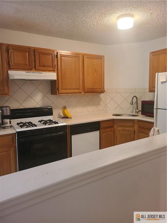 297 Prestwick Way # 297, Edison NJ 08820 - View 4