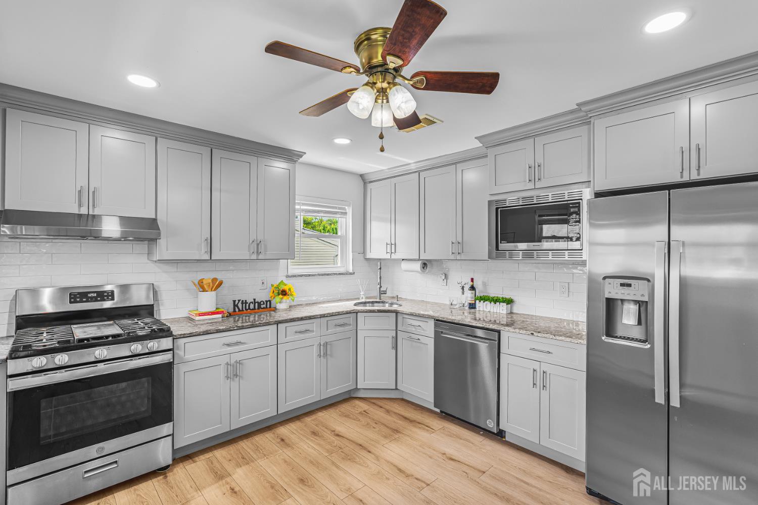 23 Carmello Drive, Edison NJ 08817 - View 5