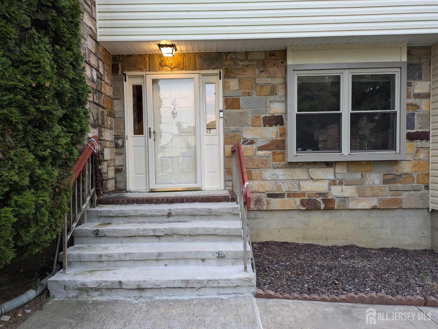 4 La Valencia Road, Old Bridge NJ 08857 - View 2