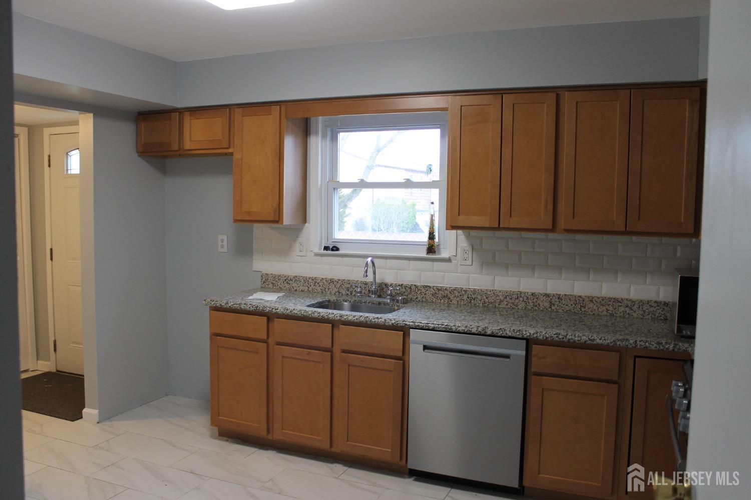 37 Redbud Road, Piscataway NJ 08854 - View 5