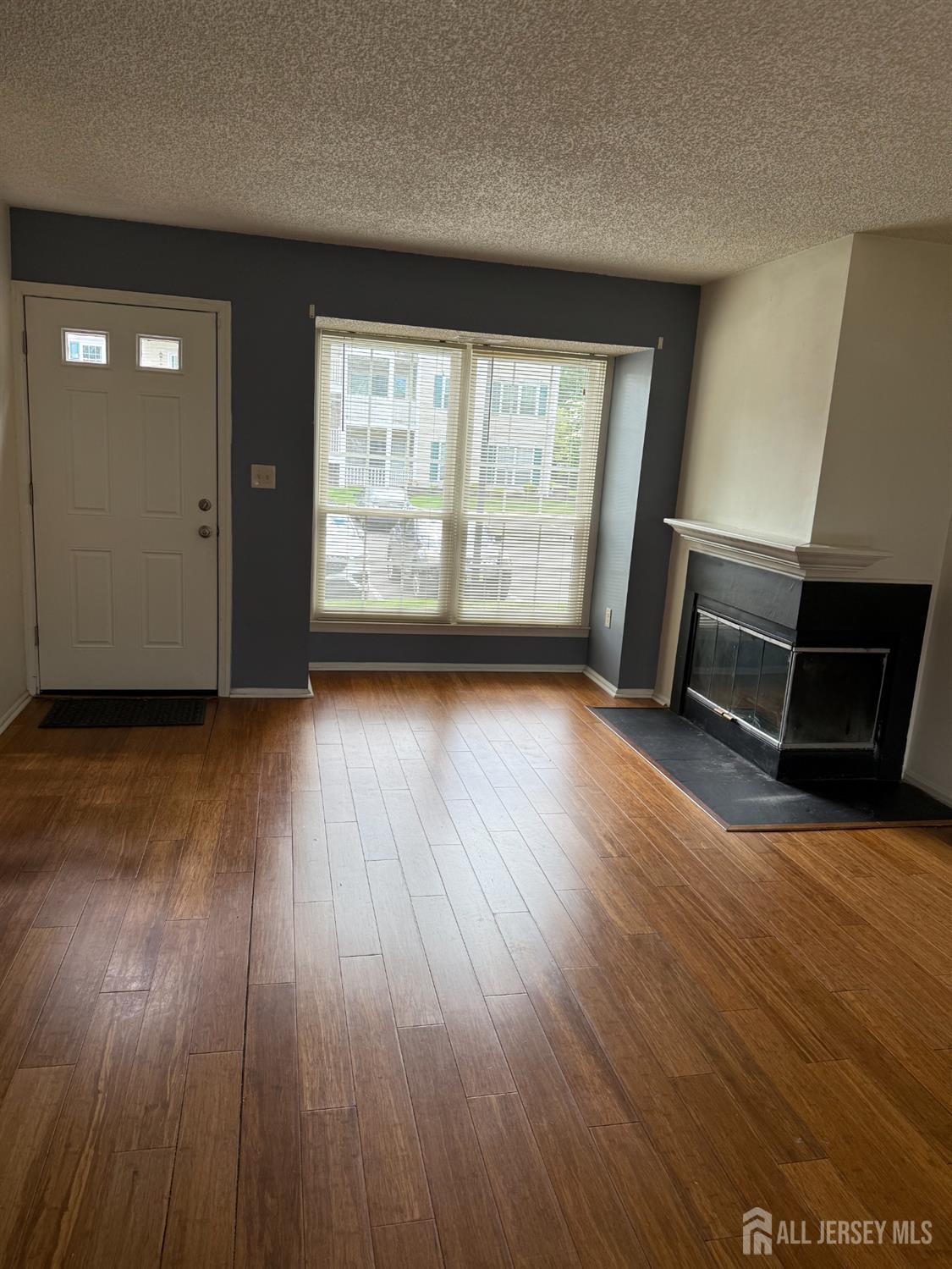 425 Northam Drive, North Brunswick NJ 08902 - View 3