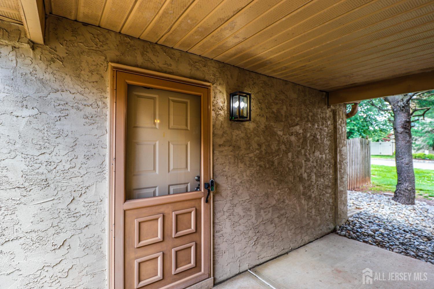 22 Carriage Place, Edison NJ 08820 - View 4