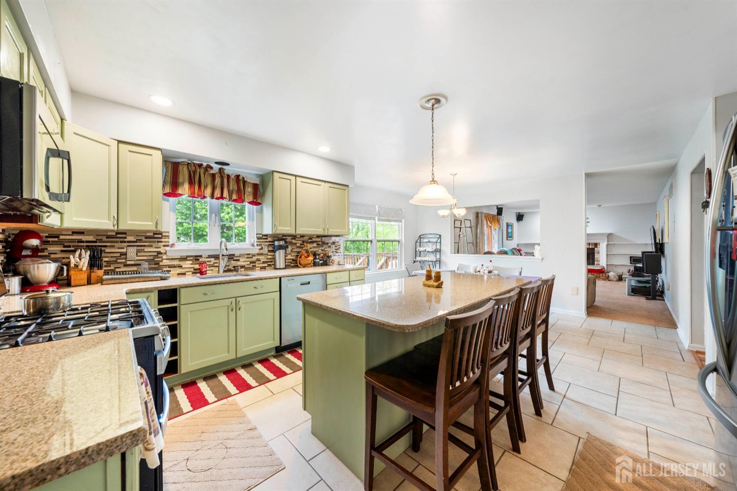15 Angela Court, Piscataway NJ 08854 - View 5