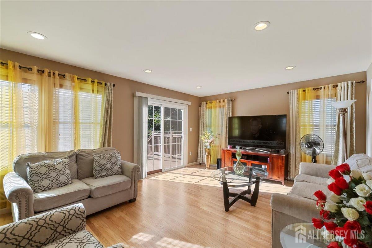 861 S Birch Street S, Perth Amboy NJ 08861 - View 4