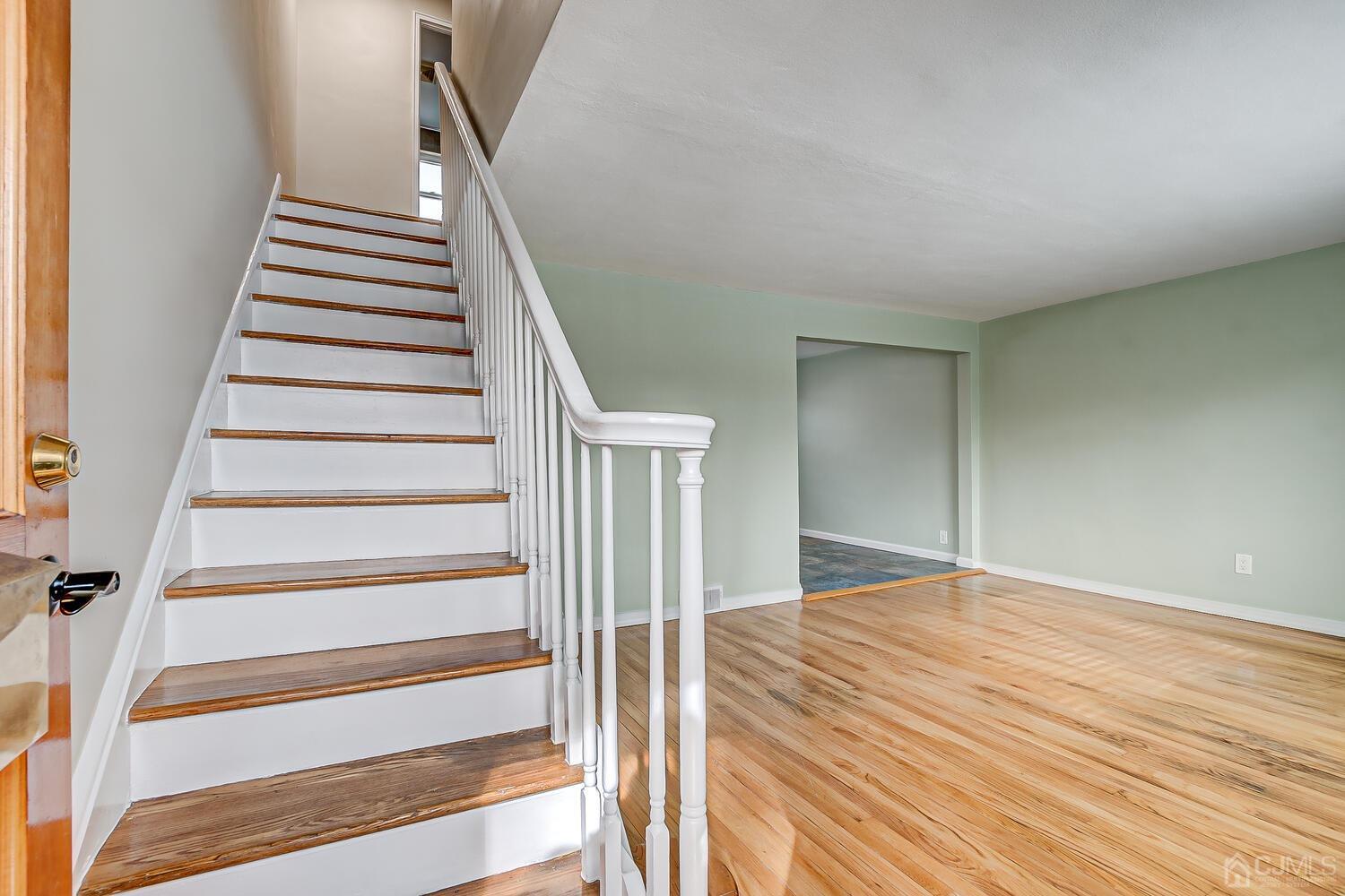 206 Newman Street, Metuchen NJ 08840 - View 4