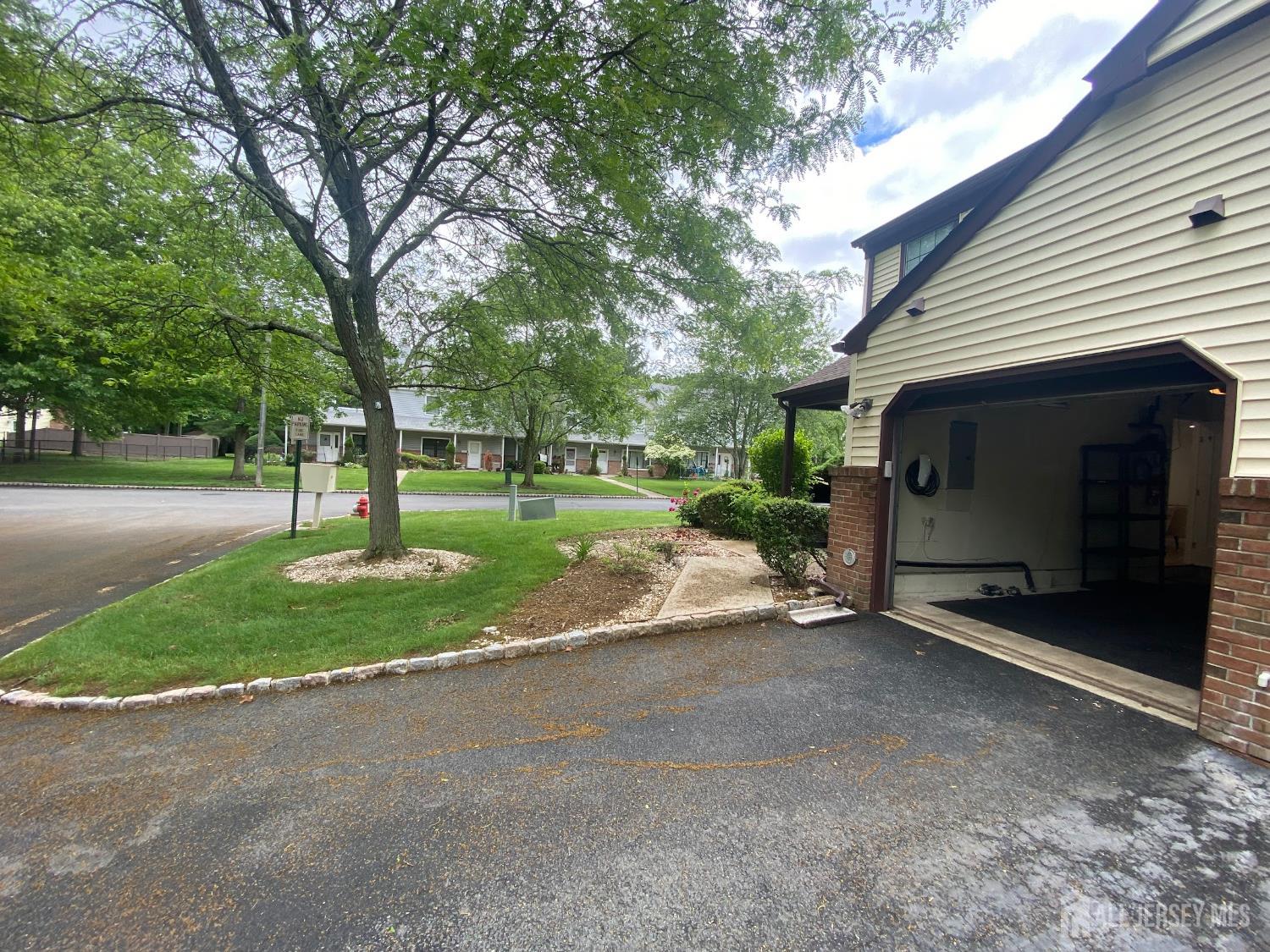 34 Aspen Drive, North Brunswick NJ 08902 - View 5
