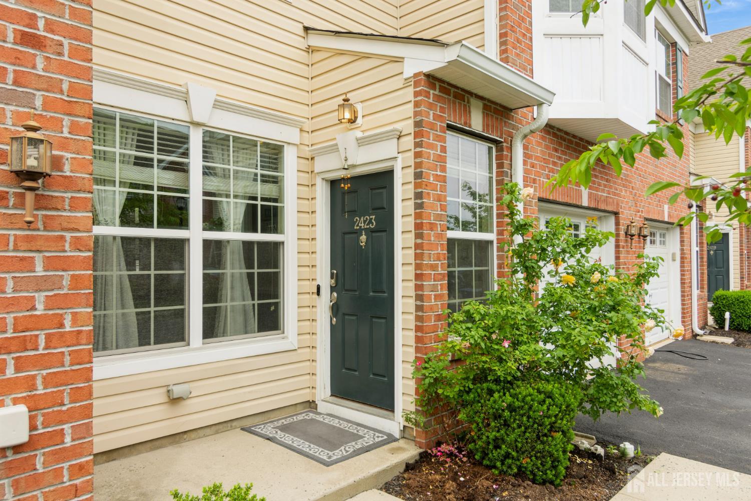 2423 canterbury Lane, North Brunswick NJ 08902 - View 2