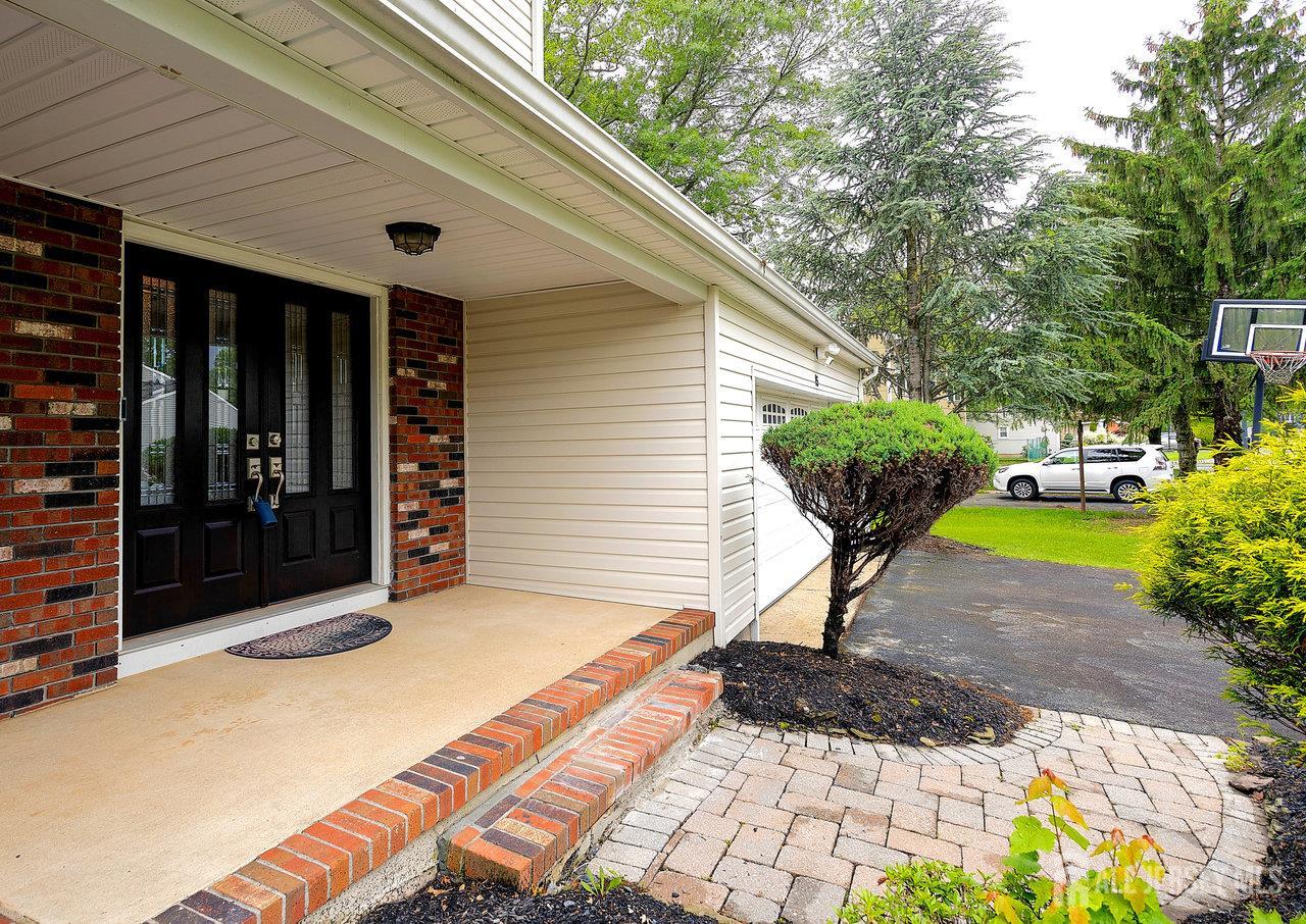 15 Meredith Road, Edison NJ 08817 - View 3