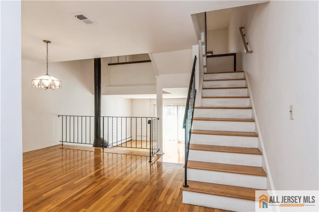 323 Gills Lane # 9C, Iselin NJ 08830 - View 3