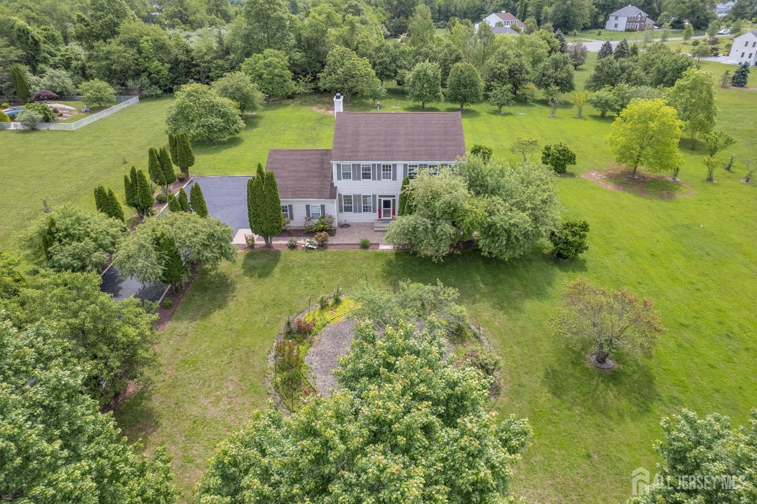 6 Garretson Drive, Franklin NJ 08823 - View 3