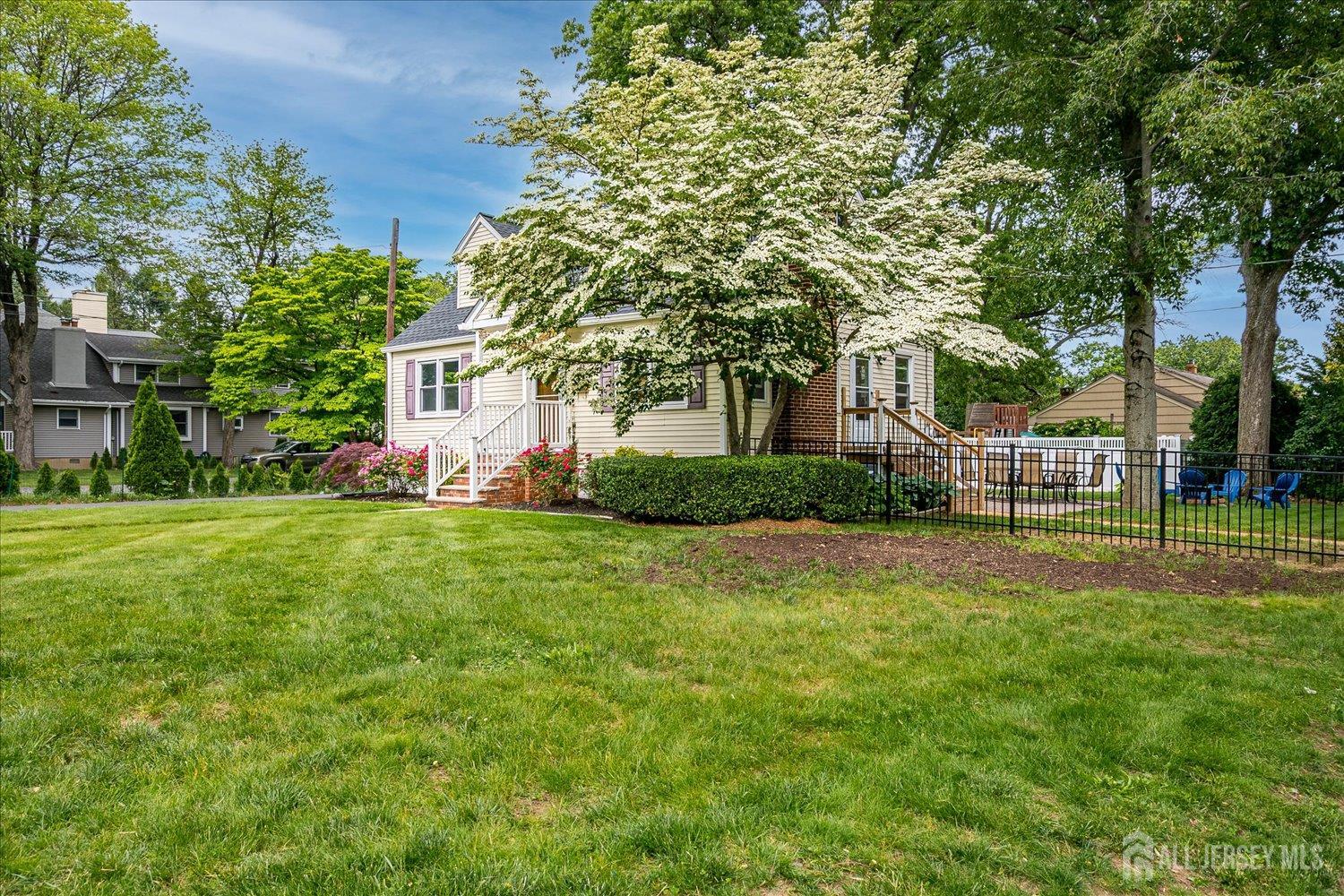 61 Thomas Street, Metuchen NJ 08840 - View 4