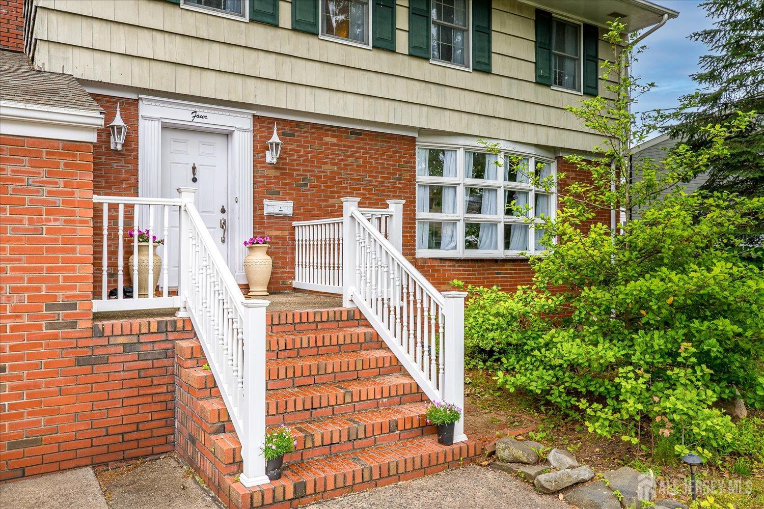 4 Bodnarik Road, Edison NJ 08837 - View 4