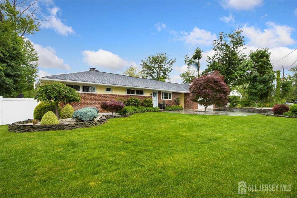 44 Lakeside Drive S, Piscataway NJ 08854 - View 2