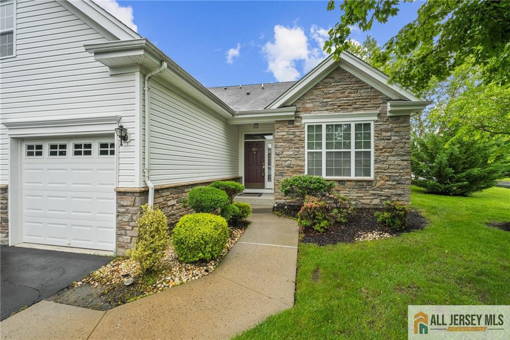160 Kyle Court # 160, Monroe NJ 08831 - View 4