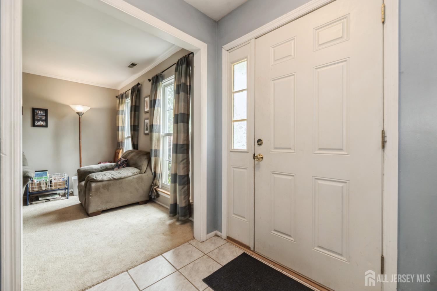 3 Pond View Drive, Plainsboro NJ 08536 - View 2