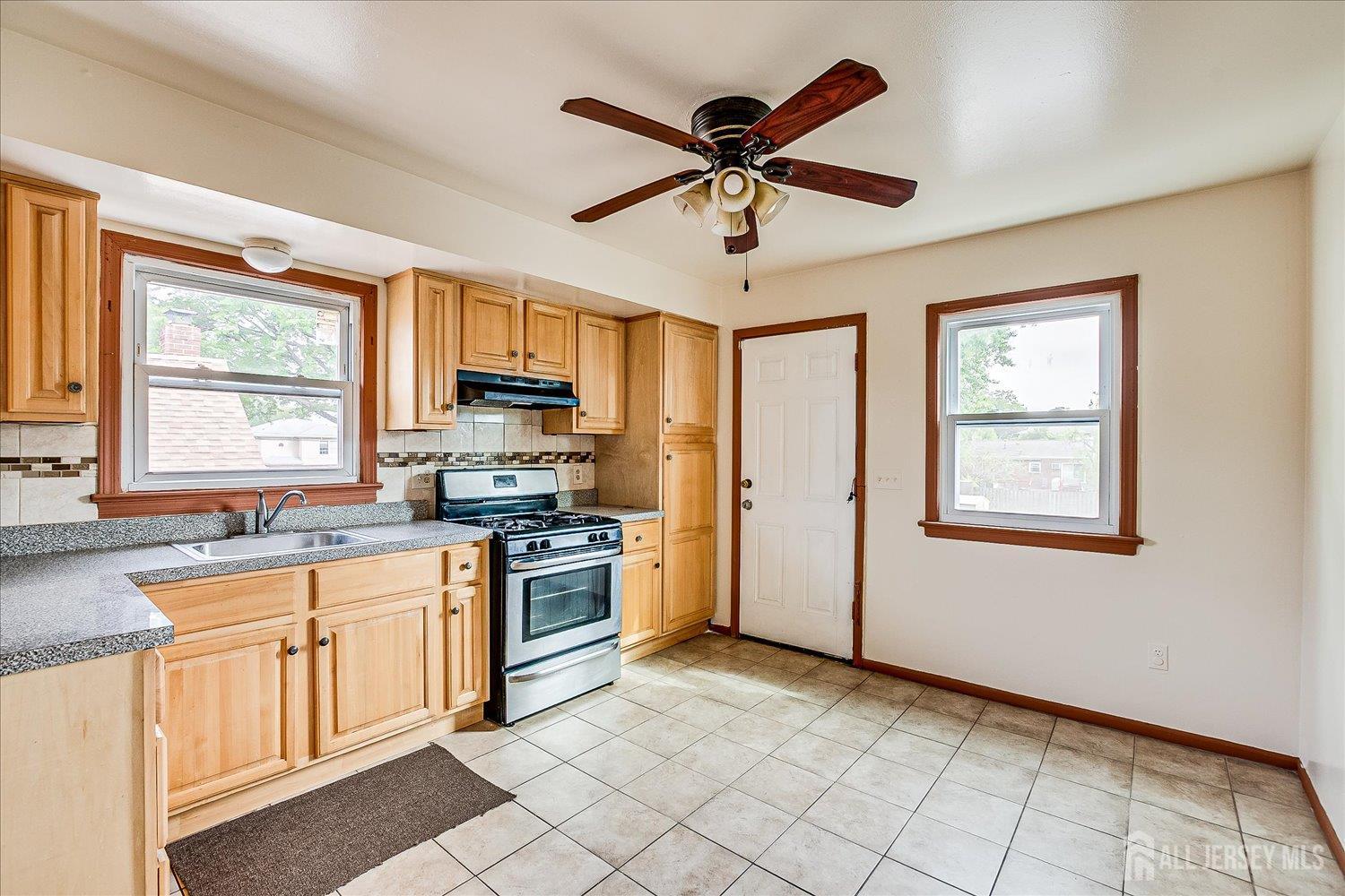 504 Chandler Avenue, Linden NJ 07036 - View 4