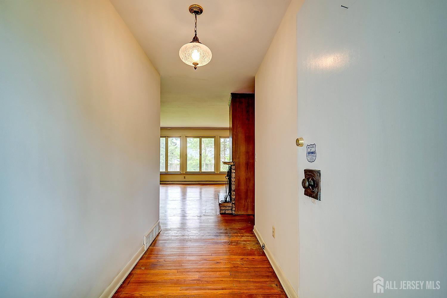 601 Ashland Road, Middlesex NJ 08846 - View 3