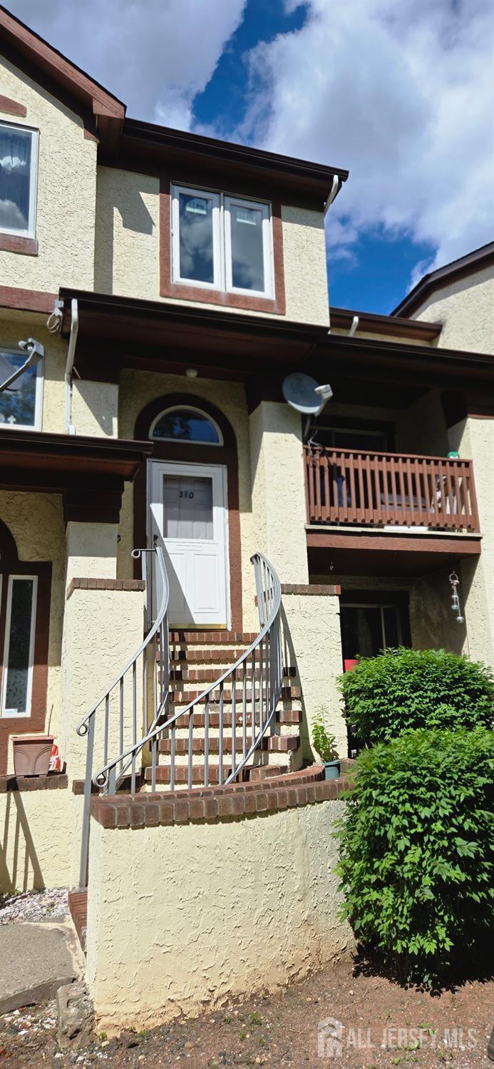 310 Michaels Court # 310, Woodbridge Proper NJ 07095 - View 2