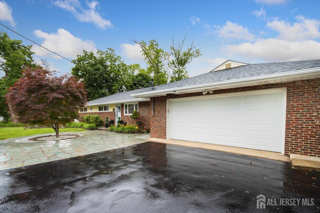 44 Lakeside Drive S, Piscataway NJ 08854 - View 3