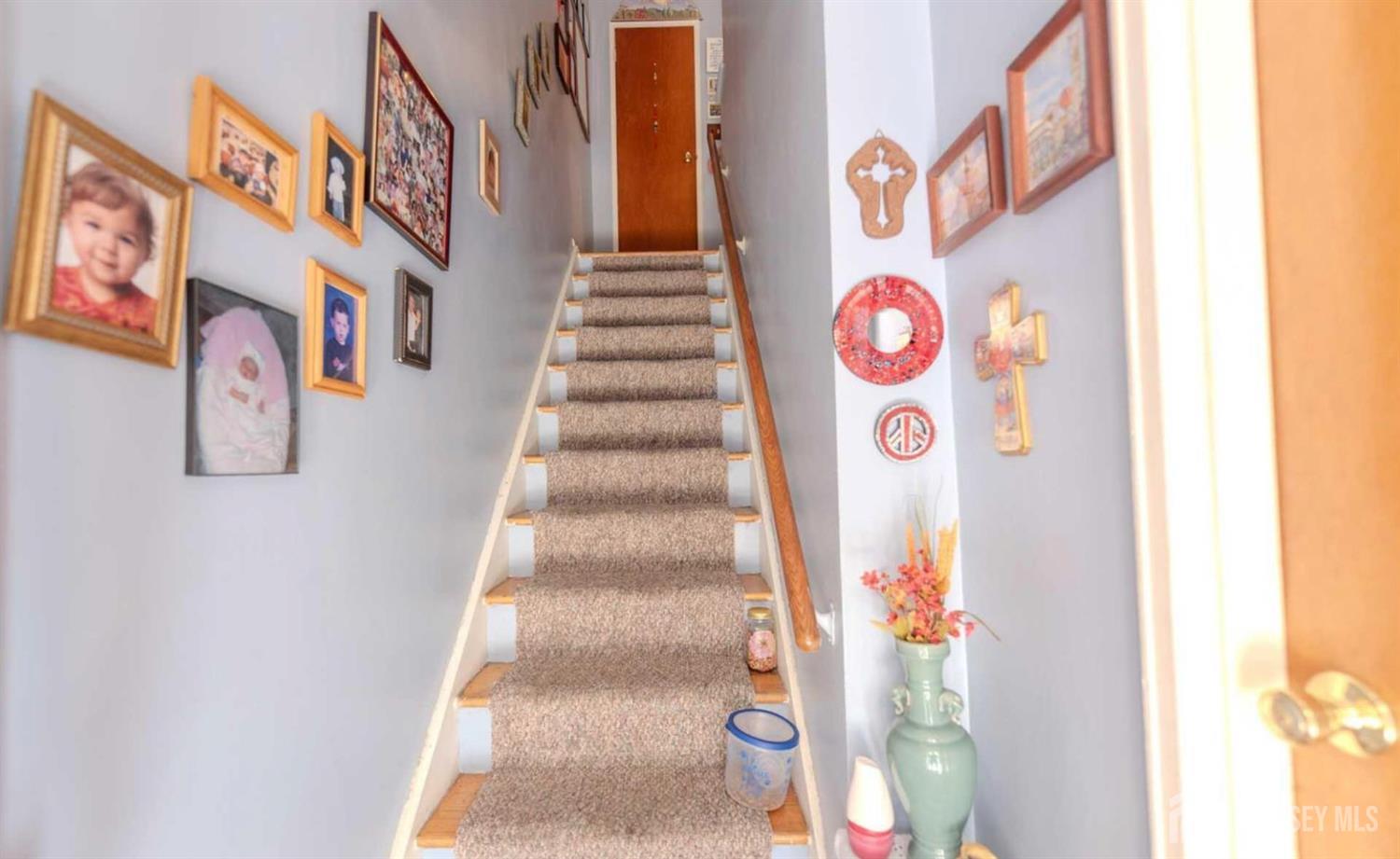 5 Elna Court, Bayonne NJ 07002 - View 3