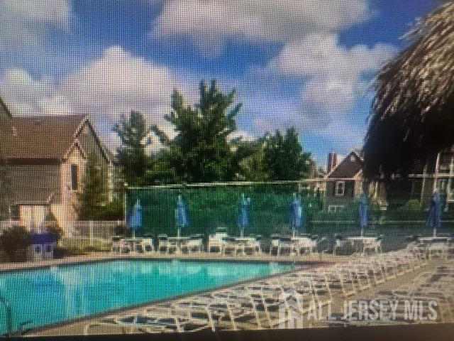 389 carhart Court, East Brunswick NJ 08816 - View 2