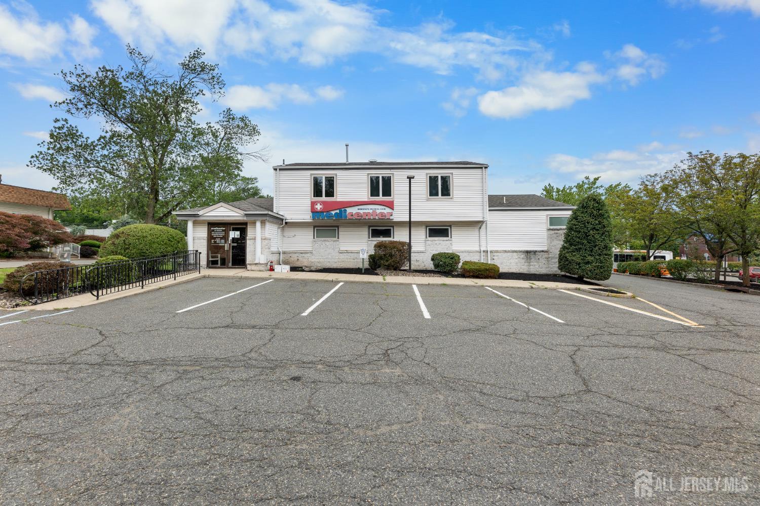 1813 1813 Oak Tree Road Road, Edison NJ 08820 - View 2