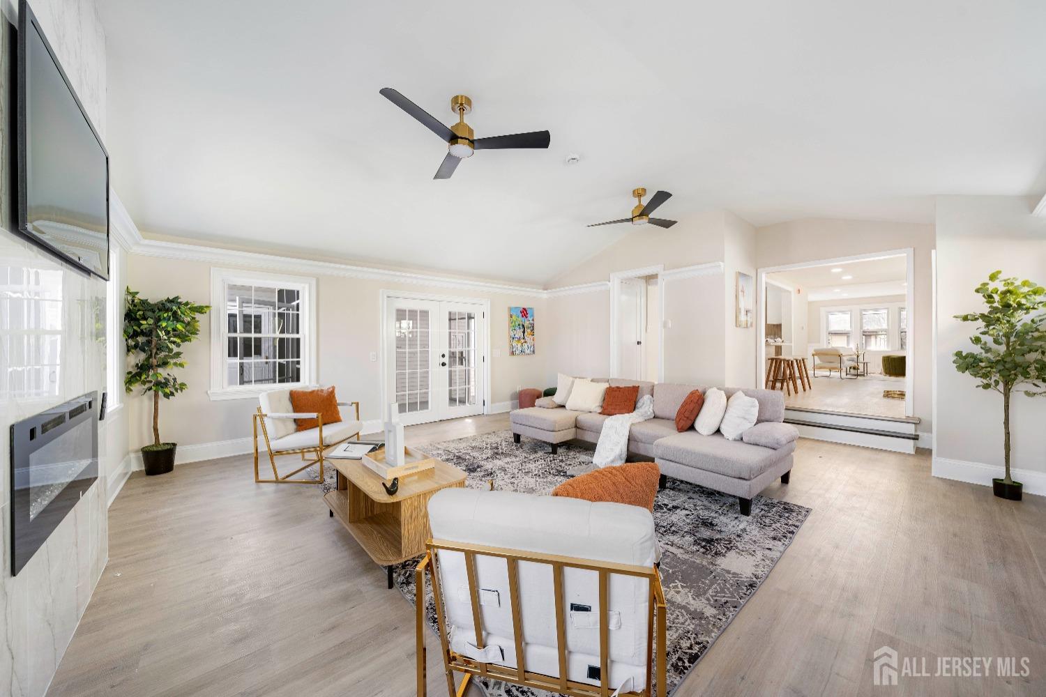536 Spruce Avenue, Garwood NJ 07027 - View 3