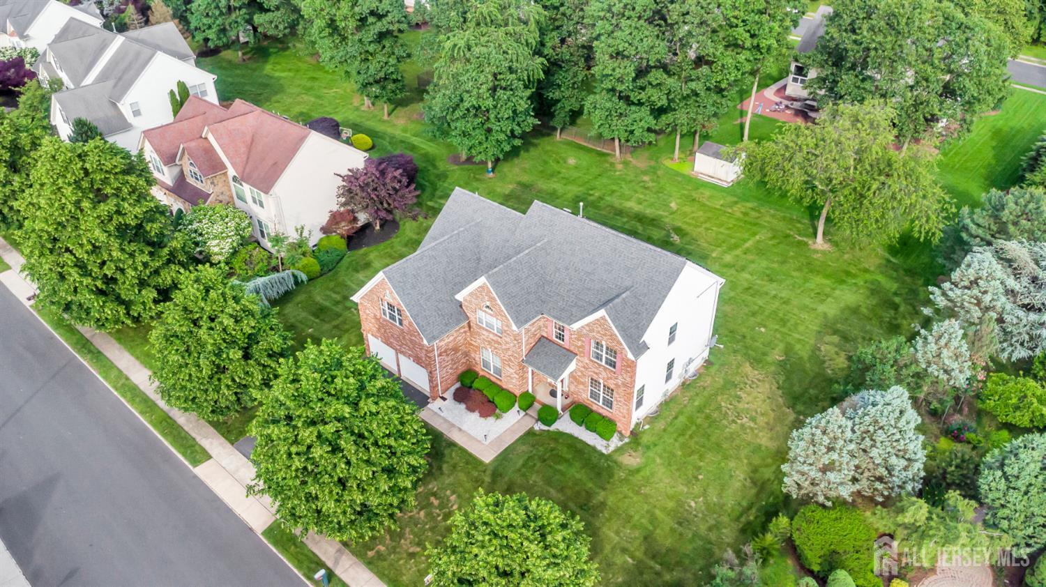 27 Rue Chagall, Franklin NJ 08873 - View 2