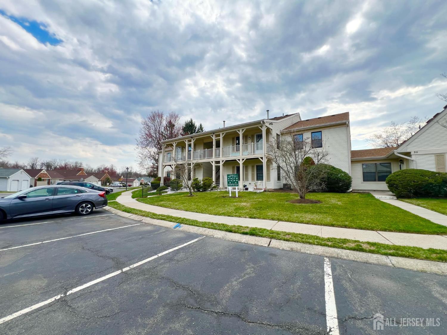 35 Wycoff Way, East Brunswick NJ 08816 - View 2