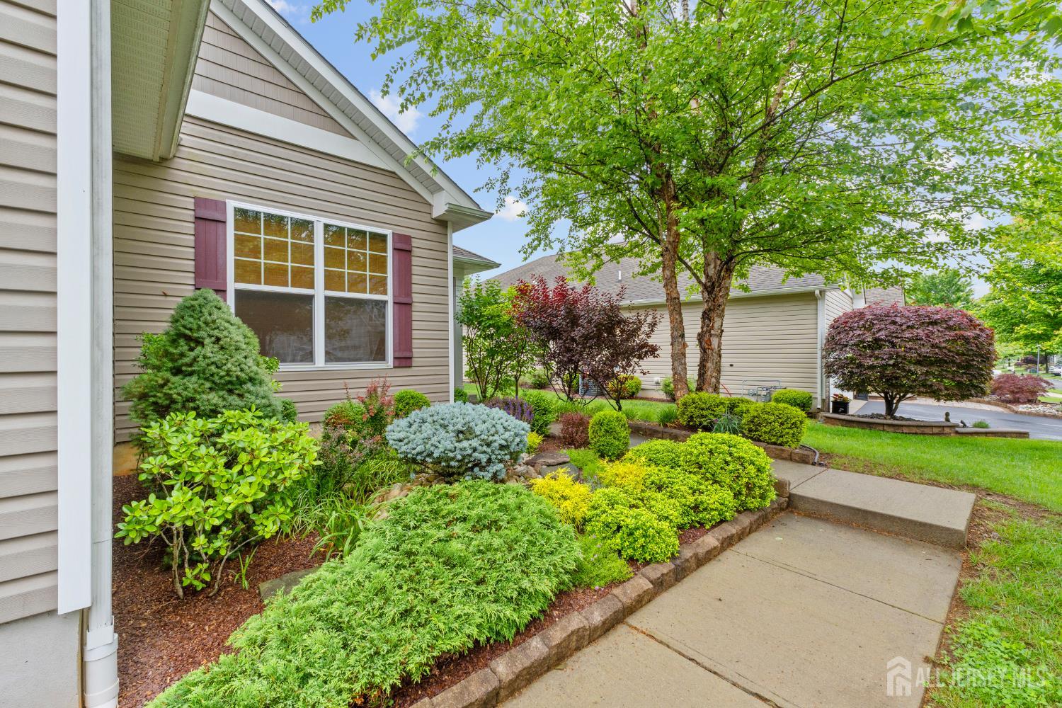 72 Wintergreen Drive, Manalapan NJ 07726 - View 4