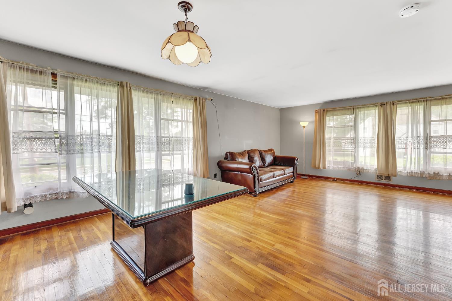 77 Manhattan Avenue, Avenel NJ 07001 - View 5