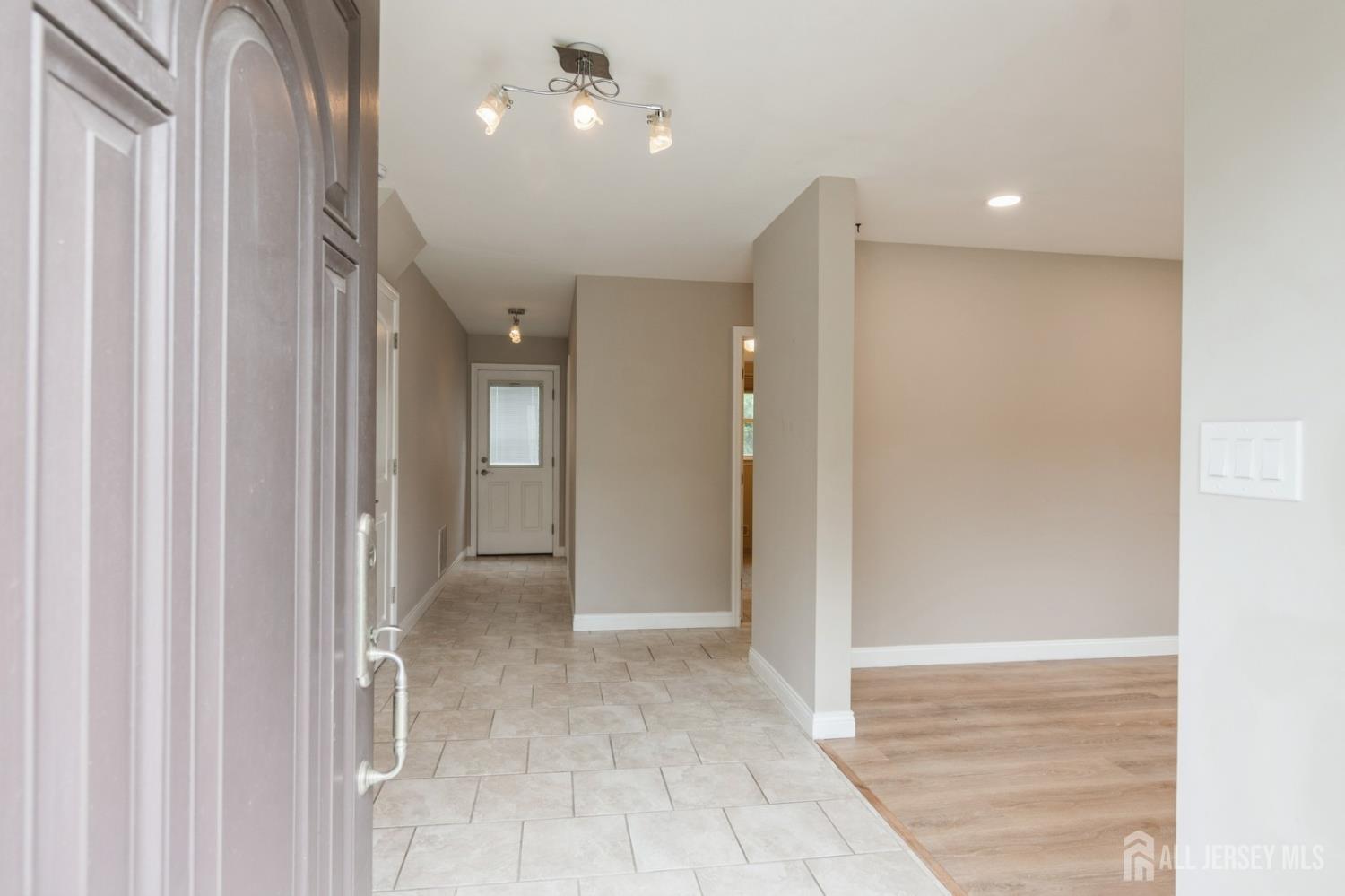 14 Agate Road, East Brunswick NJ 08816 - View 3