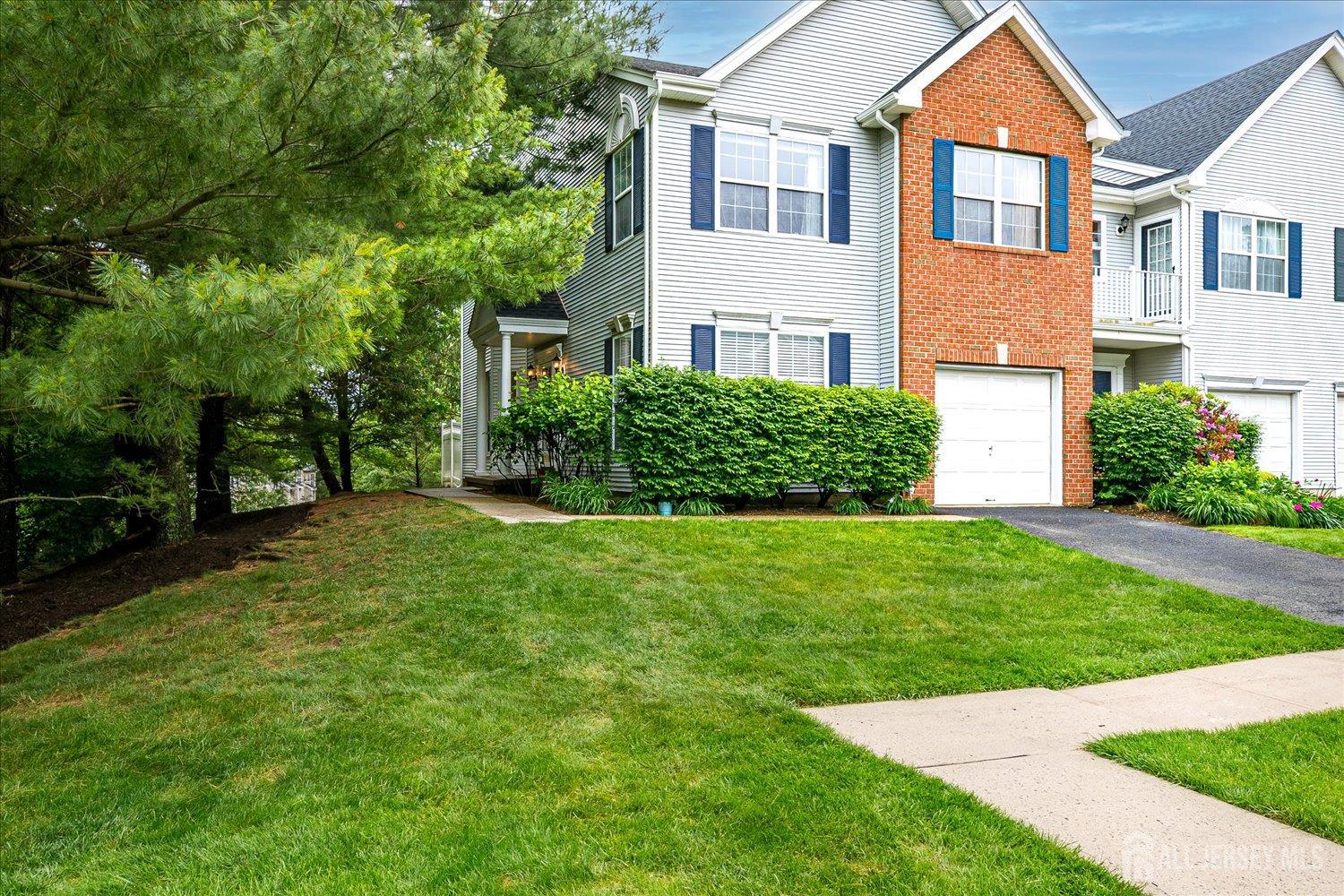 7 Cambridge Court, East Brunswick NJ 08816 - View 4