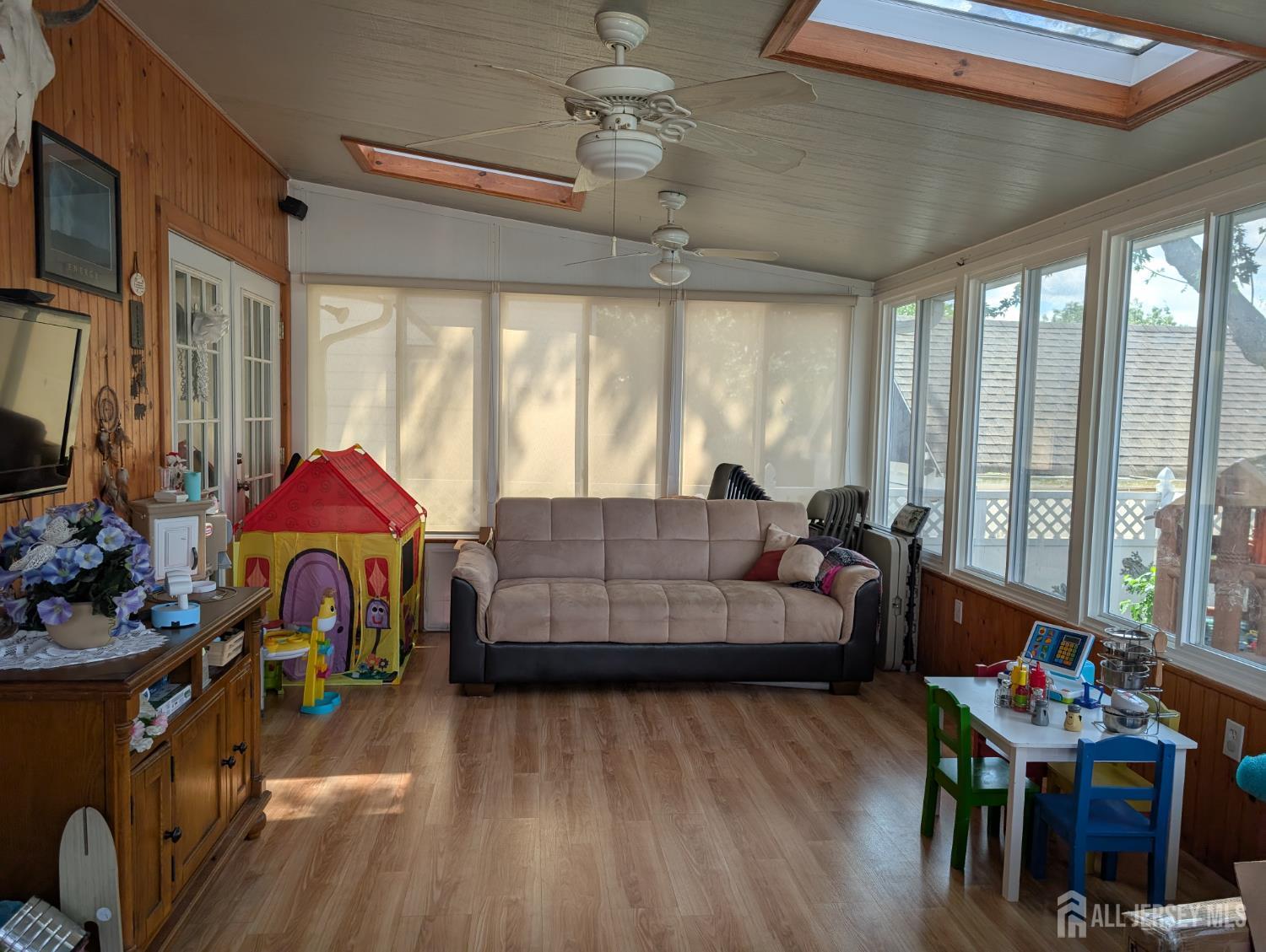 33 Cypress Street, Carteret NJ 07008 - View 5