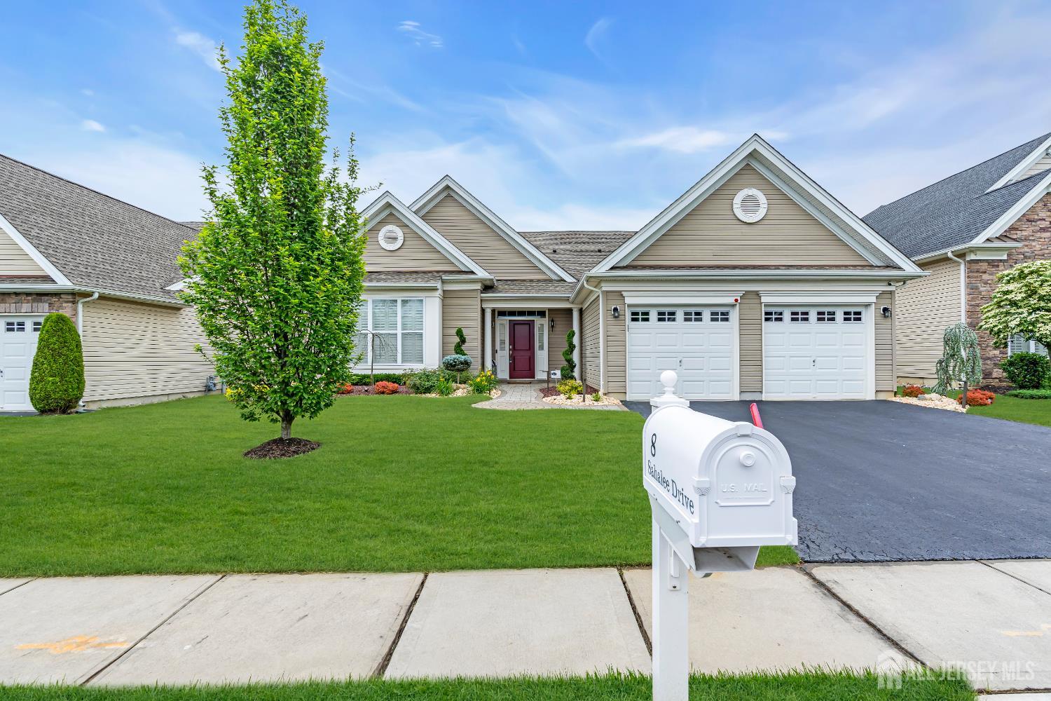 8 Sahalee Drive, Monroe NJ 08831 - View 2