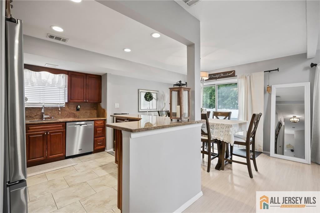 6 Shelley Road, Old Bridge NJ 08857 - View 5