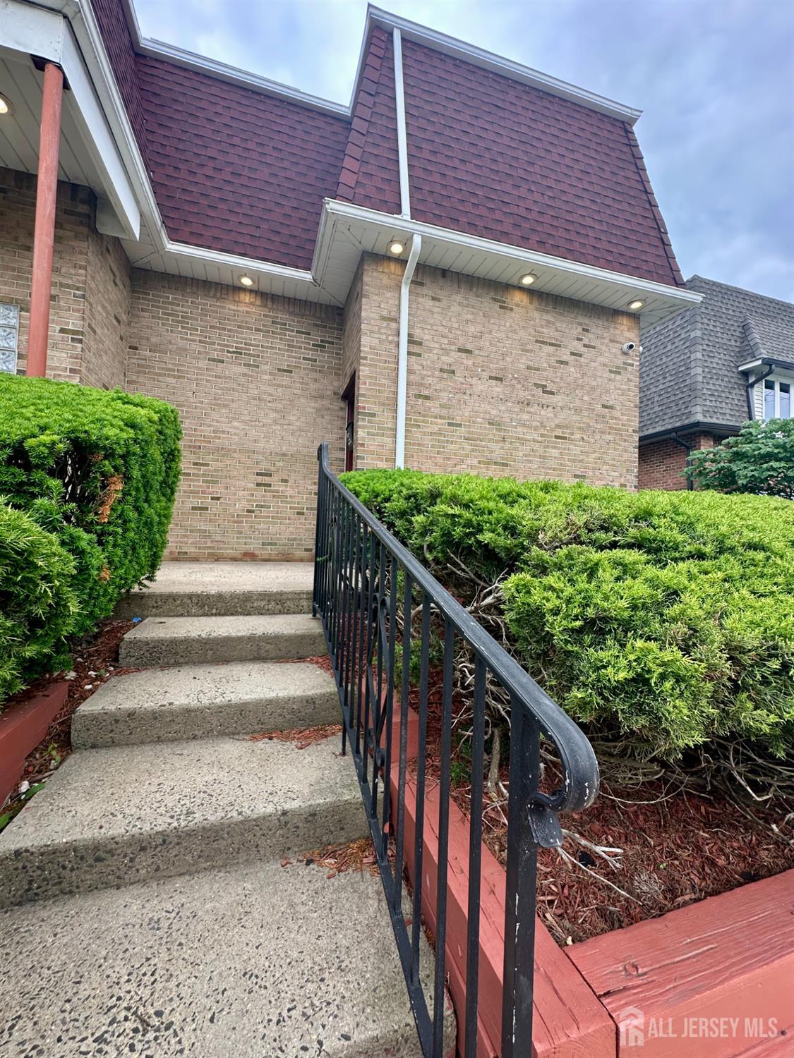 167 Main St, Woodbridge Proper NJ 07095 - View 2