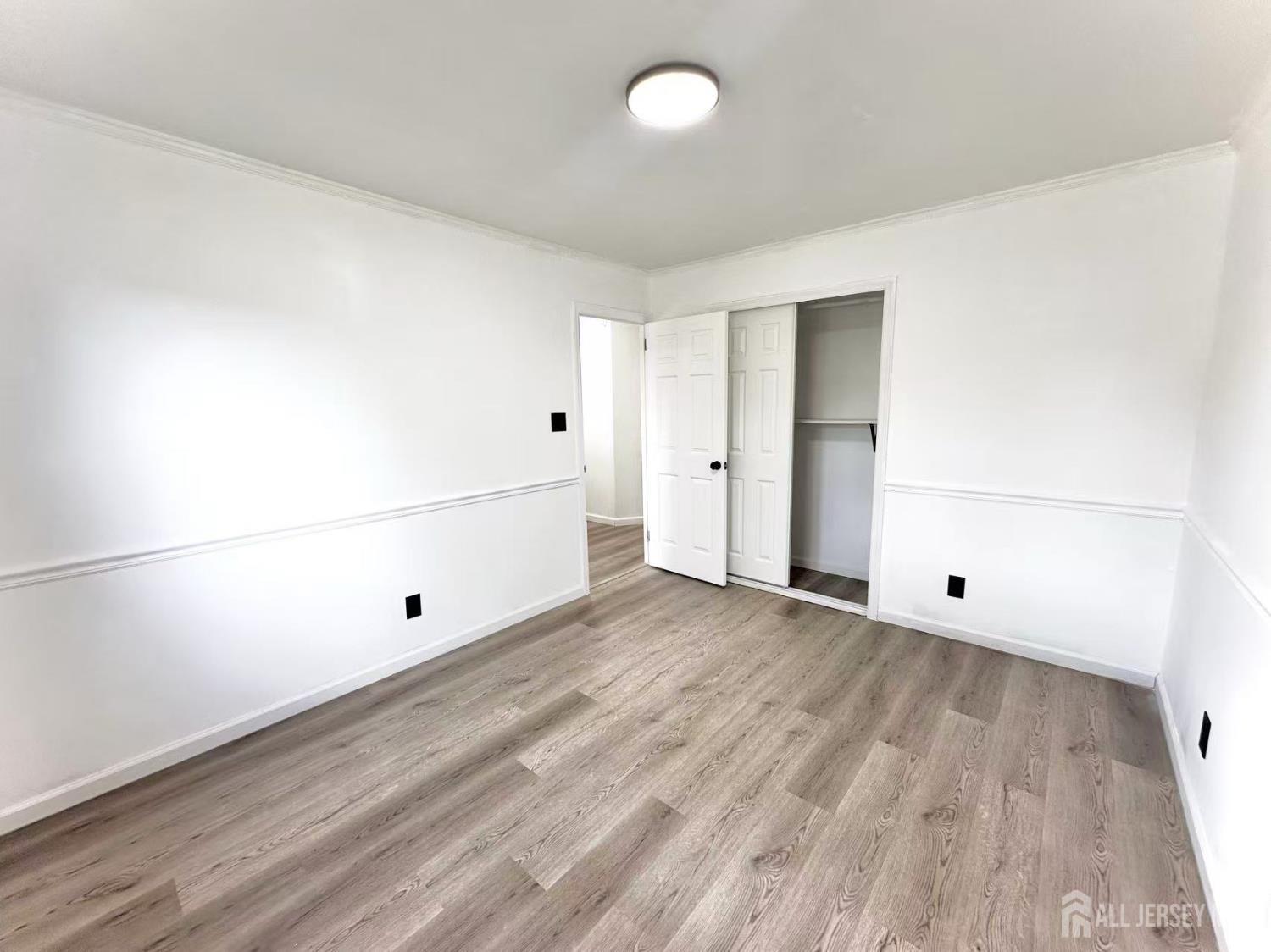 13 Mercury Road, Edison NJ 08817 - View 3