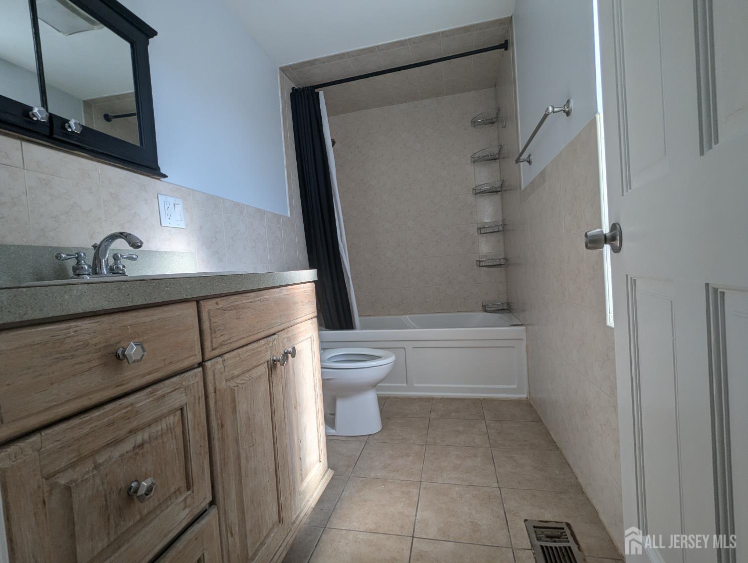 210 George Street Street, South Amboy NJ 08879 - View 4