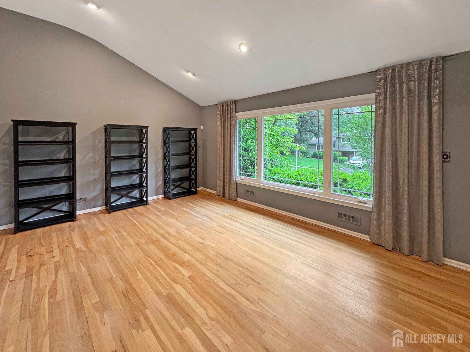 10 Saint Georges Road, East Brunswick NJ 08816 - View 5