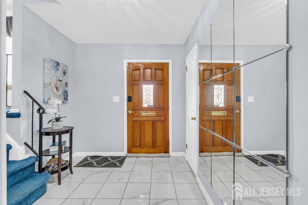 3 Topaz Lane, Iselin NJ 08830 - View 4