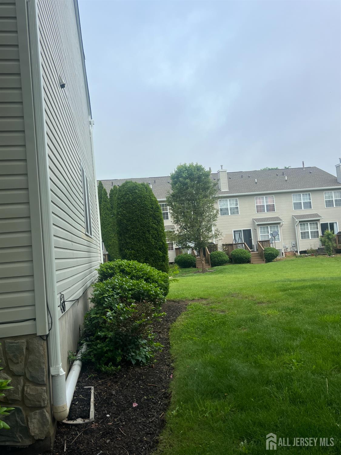 9 Ashley Court, Franklin NJ 08873 - View 2